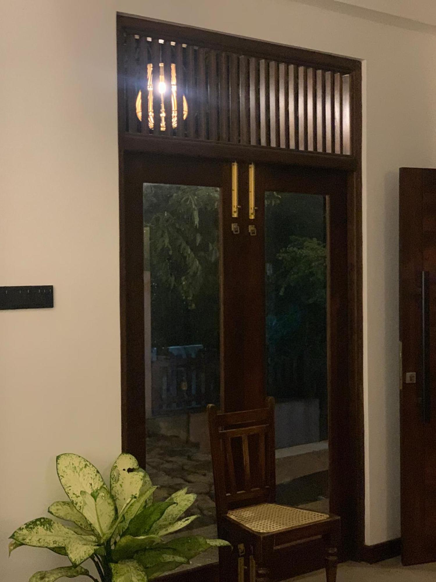 ディックウェラ Thaproo Bay Hiriketiya Bed & Breakfast エクステリア 写真